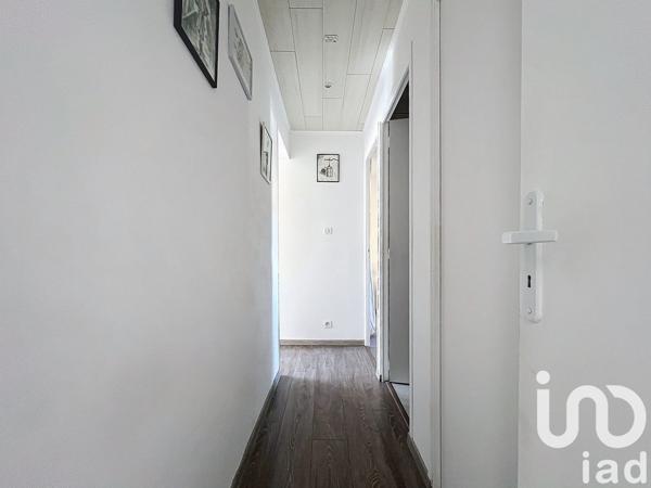 Appartement 3 pièces de 56 m² à Salon-de-Provence (13300)