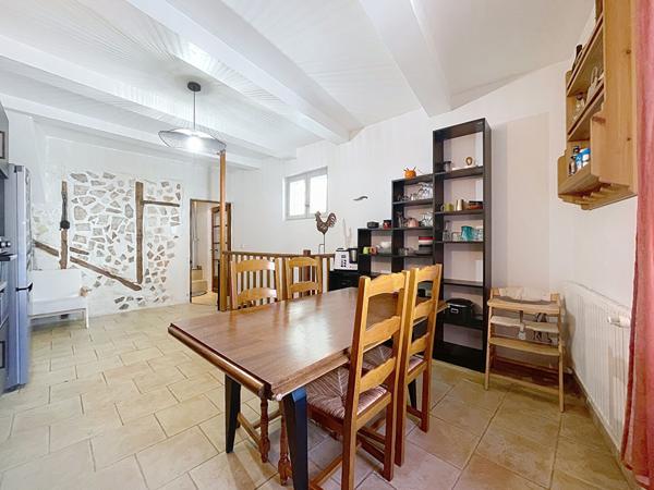 Sérignan-Du-Comtat Maison de village 83m²