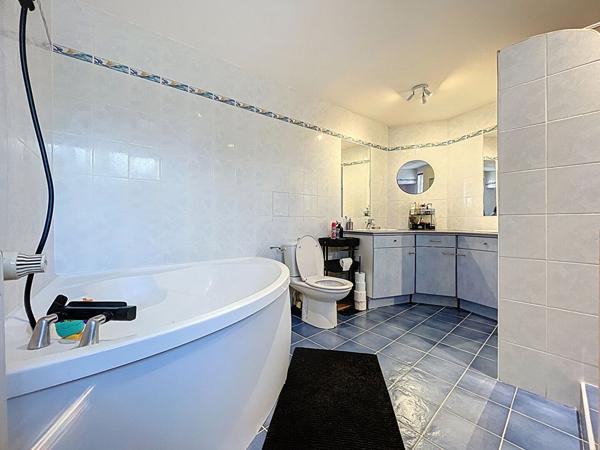 Sérignan-Du-Comtat Maison de village 83m²