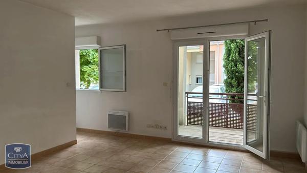 Appartement à louer 2 pièces 45.18m² Bagnols-sur-Cèze (30200)