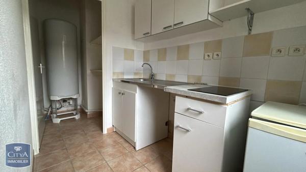 Appartement à louer 2 pièces 45.18m² Bagnols-sur-Cèze (30200)