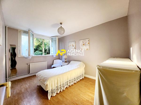 Appartement 4 pièces, 2 chambres, balcons, parking, box et cave à Argenteuil - Hauts Côteaux €230 000 ** - Référence 4465