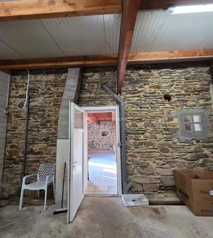 Location Maison 3 pièces 78 m2 à Averan