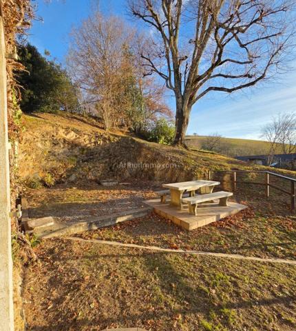 Location Maison 3 pièces 78 m2 à Averan