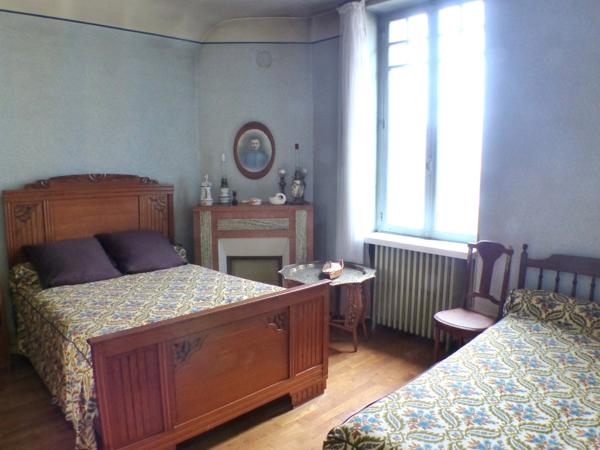 Maison en pierre 4 pièces DIJON (21) 85 m2 proche CHU avec jardin et garage