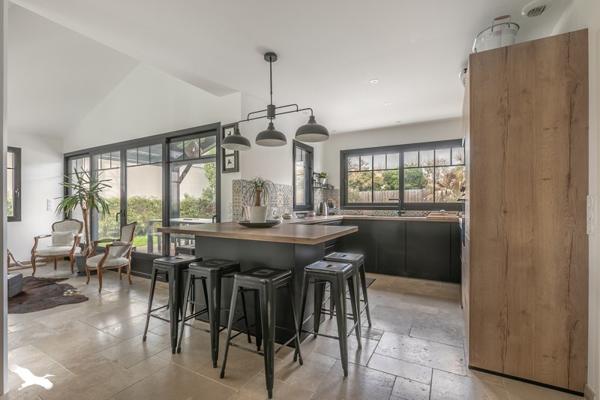 Maison à vendre |  Andernos-les-Bains |  6 pièces | 141 m²