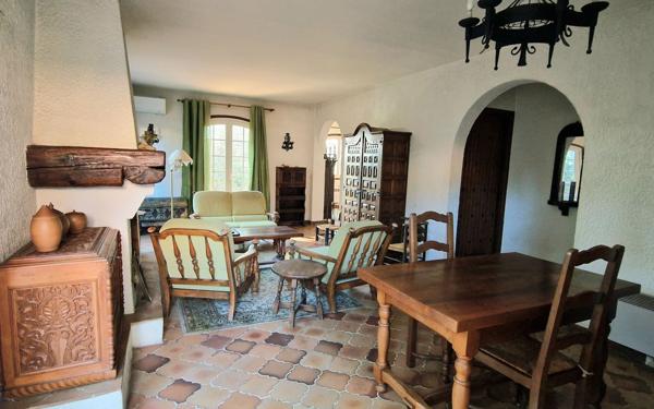 Maison à vendre    4 pièces •  Saint-Gély-du-Fesc