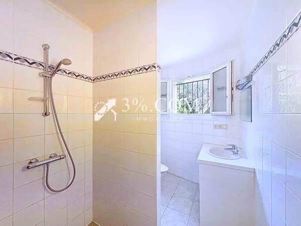 Maison 8 pièce(s) 4 chambre(s) 183 m²