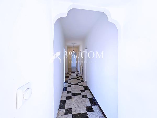 Maison 8 pièce(s) 4 chambre(s) 183 m²