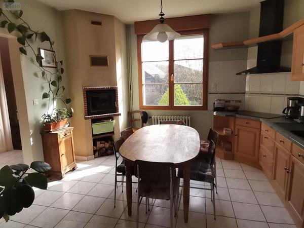 Maison à vendre à Montfort-sur-Meu en Ille-et-Vilaine (35160), ref : 048-V1290V