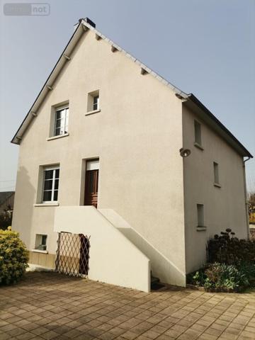 Maison à vendre à Montfort-sur-Meu en Ille-et-Vilaine (35160), ref : 048-V1290V