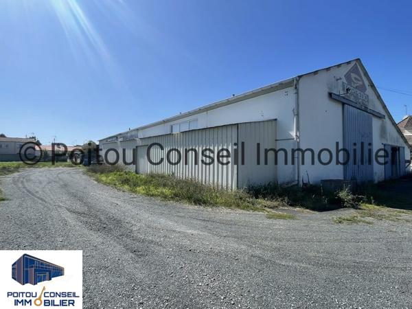 A VENDRE IDEALE PROMOTION FONCIER DE 5950m2 CENTRE VILLE DE FONTENAY LE COMTE FACILE D’ACCES