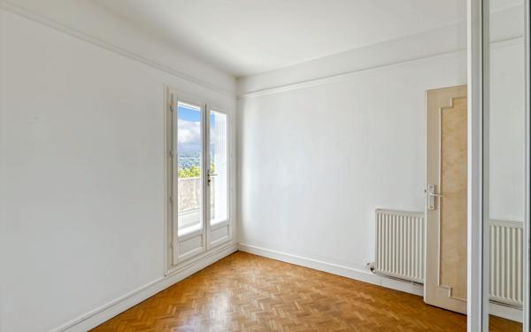 Appartement à vendre    4 pièces • 78,53 m2 Périgueux