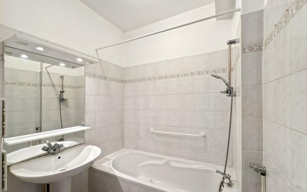 Appartement à vendre    4 pièces • 78,53 m2 Périgueux