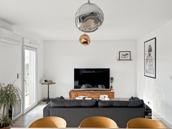 Arles (13200) Appartement T3 74 m2 avec terrasse et 2 places de parking