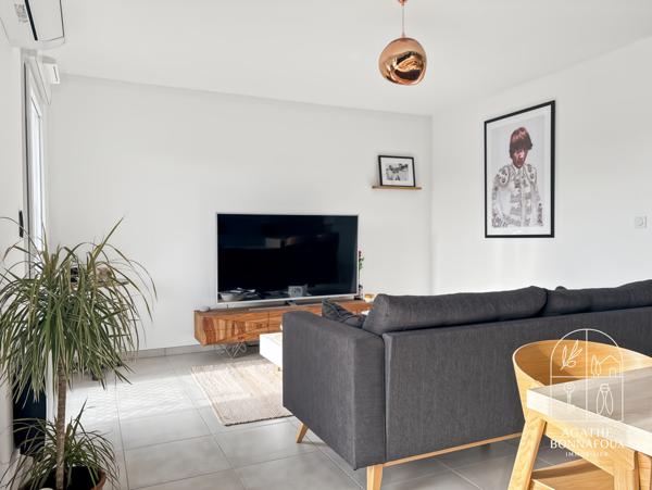 Arles (13200) Appartement T3 74 m2 avec terrasse et 2 places de parking