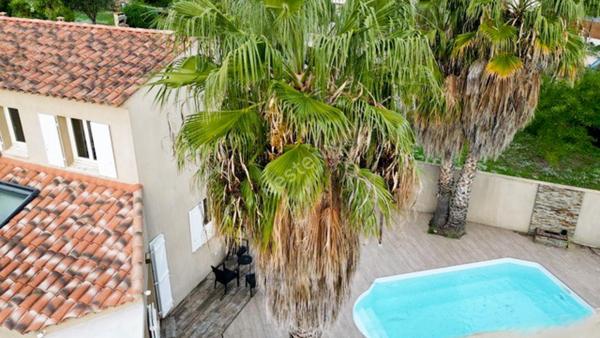 Maison à vendre à La Ciotat - calme et fonctionnelle.