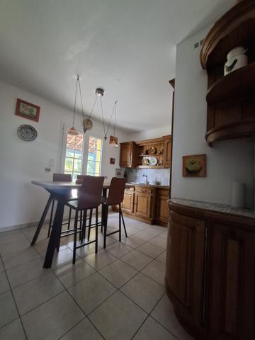 À vendre - Maison traditionnelle, 6 pièces située à Beaumont-sur-Sarthe (72170)