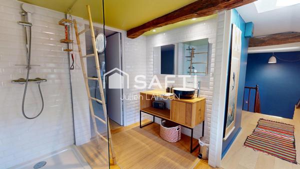 Maison de ville 4 chambres, cave et cours