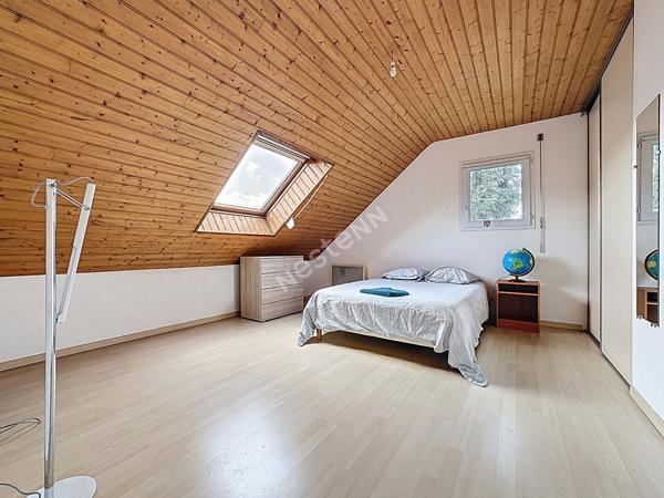 Maison familiale à vendre à Ancenis - 5 chambres, véranda, grand garage et jardin