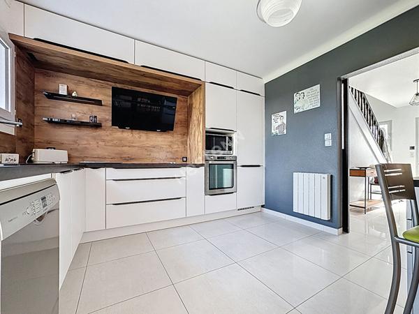 Maison familiale à vendre à Ancenis - 5 chambres, véranda, grand garage et jardin