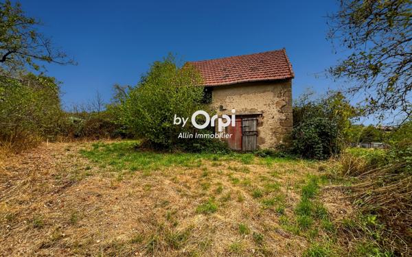 Maison à vendre    1 pièce •  Beaune-d'Allier