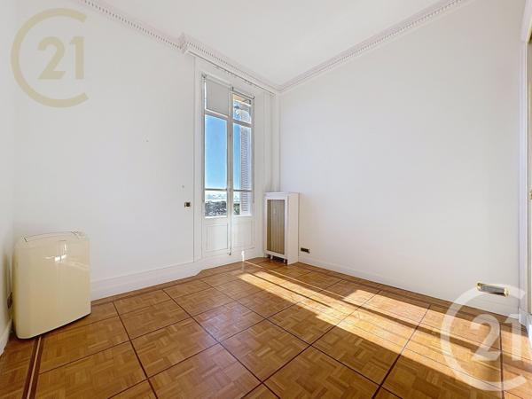 Appartement F2 à vendre  2 pièces - 69,86 m2 CANNES - 06