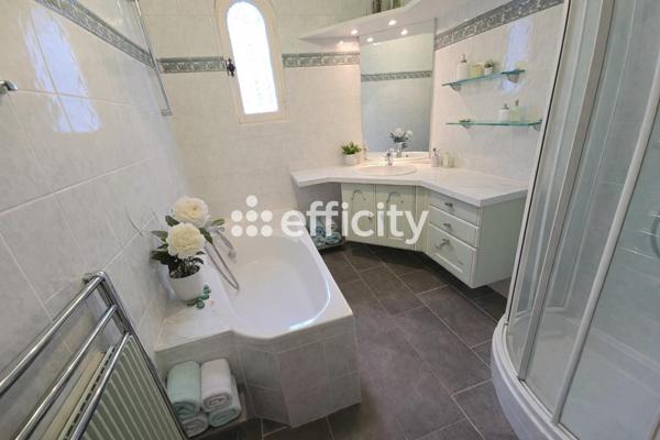 Maison 6 pièces - 160 m²