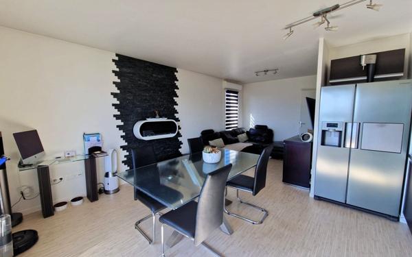 Appartement à vendre    4 pièces • 73 m2 Claye-Souilly