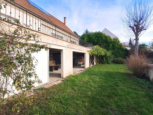 Maison 5 pièces - 112 m² Exclusivité efficity