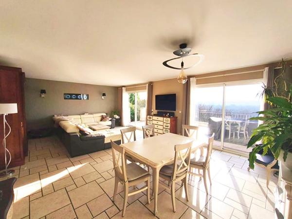 Maison 5 pièces - 112 m² Exclusivité efficity