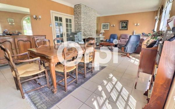 Maison à vendre    5 pièces •  Le Mée-sur-Seine