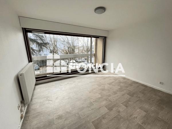 Location Studio 23.35 m² - 134 RUE BERRUER Bordeaux 33000