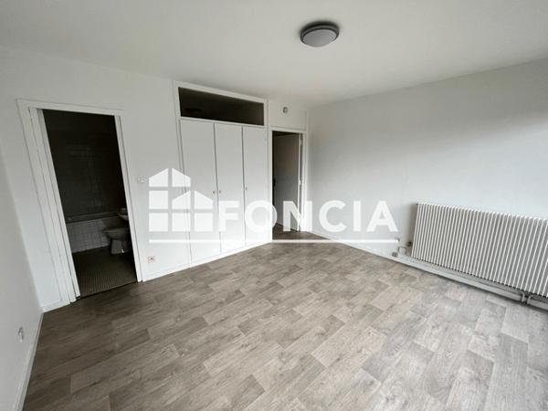 Location Studio 23.35 m² - 134 RUE BERRUER Bordeaux 33000