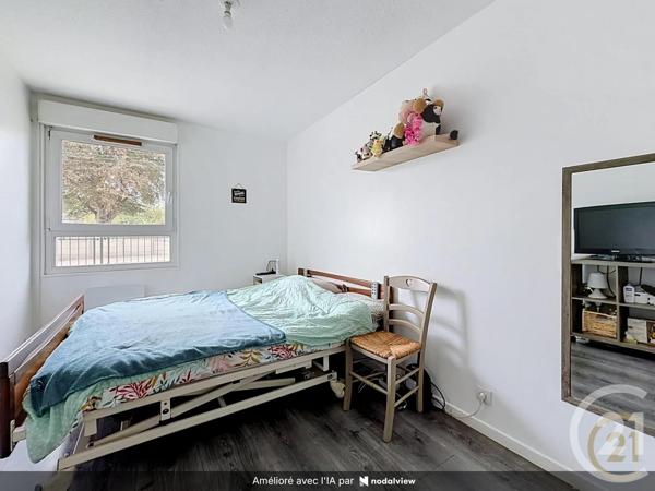 Appartement F3 à vendre  3 pièces - 68 m 2   ROUEN  - 76