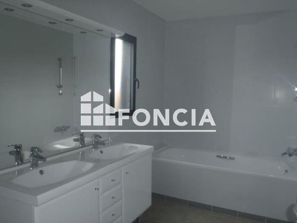 Location Maison 4 pièces 124.7 m² - RUE LOUIS BLERIOT Tarbes 65000