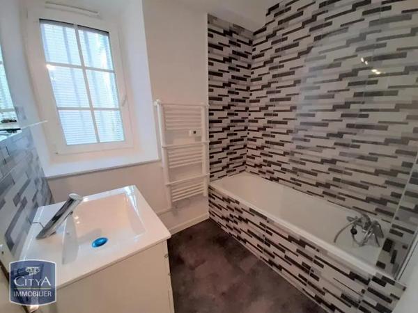 Appartement à louer 1 pièce 28.16m² Dijon (21000)