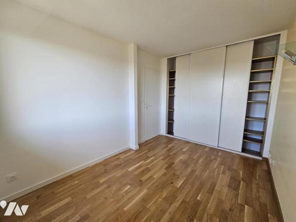 T4, 2 chambres environ 90 m² - Asc, Balcon, Parking, Cave