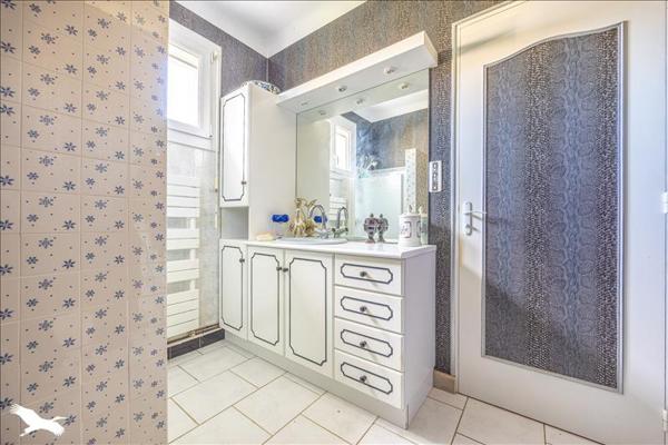 Maison à vendre |  Brioux-sur-Boutonne |  5 pièces | 124 m²