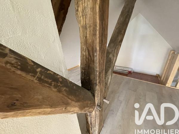 Location maison 3 pièces 77 m² Saint-Christophe