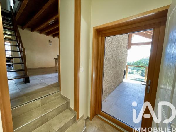 Location maison 3 pièces 77 m² Saint-Christophe