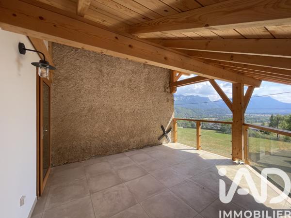 Location maison 3 pièces 77 m² Saint-Christophe