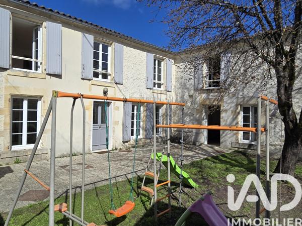Maison à vendre 9 pièces 255 m² Cognac