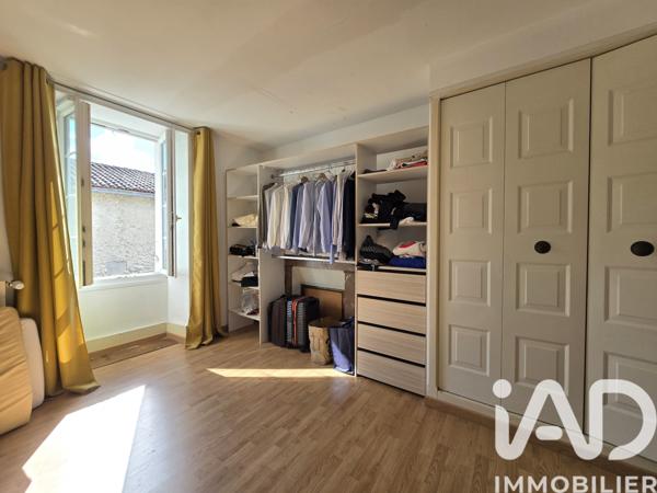 Maison à vendre 9 pièces 255 m² Cognac