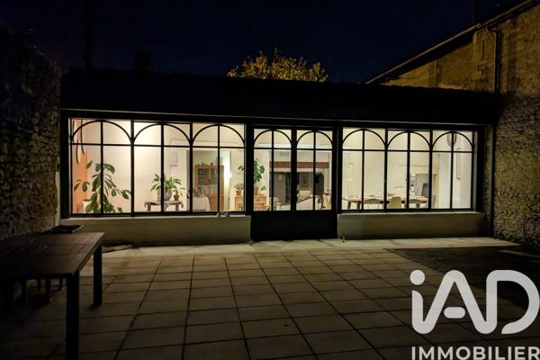 Maison à vendre 9 pièces 255 m² Cognac