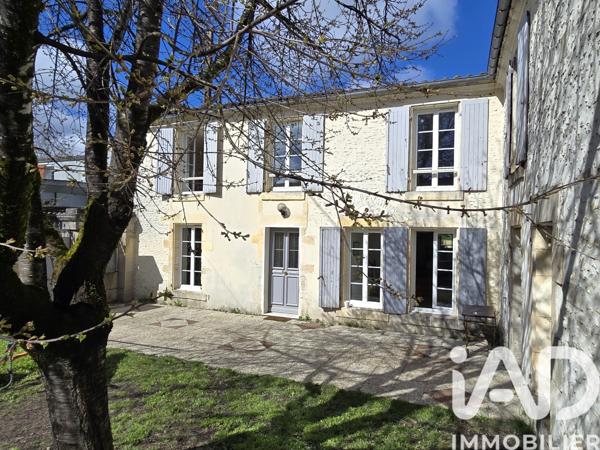 Maison à vendre 9 pièces 255 m² Cognac