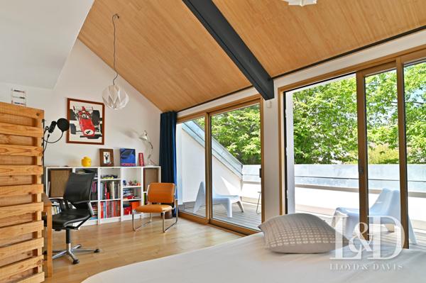  La Celle-Saint-Cloud, grande maison d'architecte bâtie en 1970