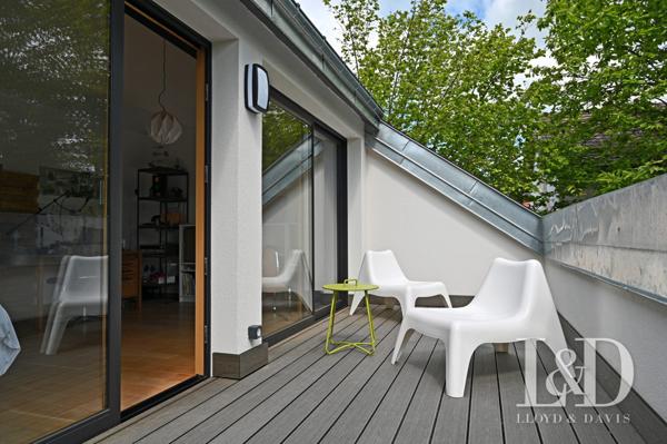  La Celle-Saint-Cloud, grande maison d'architecte bâtie en 1970