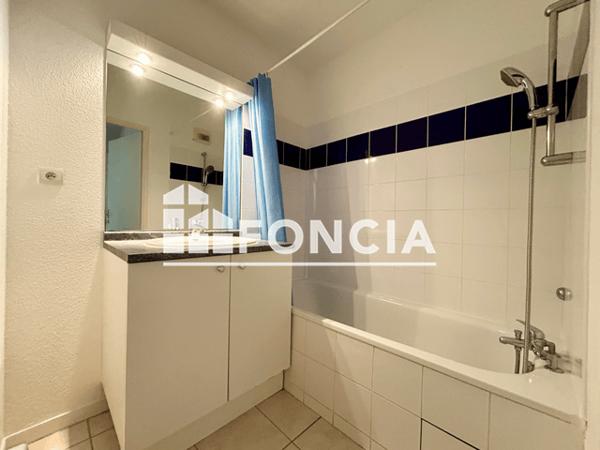 Location Appartement 3 pièces 57 m² - RUE EDMOND MICHELET Carcassonne 11000