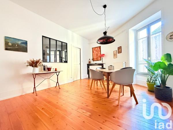 Appartement 4 pièces de 119 m² à Charolles (71120)
